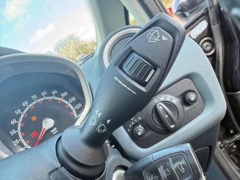 Ford Fiesta 1.4 Titanium Hatchback 5dr Petrol Automatic (154 g/km, 94 bhp)