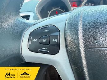 Ford Fiesta 1.4 Titanium Hatchback 5dr Petrol Automatic (154 g/km, 94 bhp)