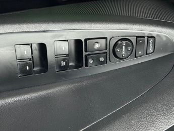 Hyundai Tucson 1.7 CRDi Blue Drive SE SUV 5dr Diesel DCT Euro 6 (s/s) (141 ps)