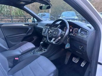 Volkswagen Tiguan 2.0 TDI BlueMotion Tech R-Line DSG Euro 6 (s/s) 5dr