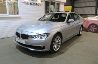 BMW 3 SERIES 330i LUXURY 248