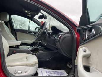 Audi A6 AVANT TDI QUATTRO S LINE BLACK EDITION