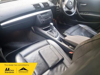 BMW 1 SERIES 120i SE