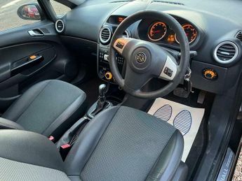 Vauxhall Corsa 1.4i 16v Design 5dr (a/c)