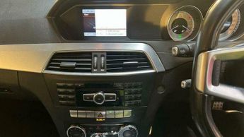 Mercedes-Benz C Class 1.6 C180 BlueEfficiency AMG Sport Plus G-Tronic+ Euro 5 (s/s) 4d