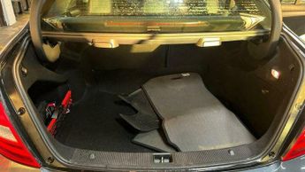 Mercedes-Benz C Class 1.6 C180 BlueEfficiency AMG Sport Plus G-Tronic+ Euro 5 (s/s) 4d