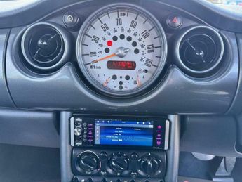 MINI Hatch 1.6 One CVT Euro 4 3dr