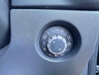 Vauxhall Corsa 1.4i 16v Design 5dr (a/c)