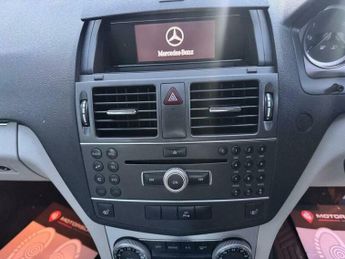 Mercedes-Benz C Class 2.1 C220 CDI BlueEfficiency Sport Auto Euro 5 4dr