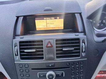 Mercedes-Benz C Class 2.1 C220 CDI BlueEfficiency Sport Auto Euro 5 4dr