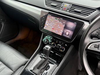Skoda Superb 2.0 TSI SE L Executive DSG Euro 6 5dr 217BHP