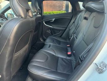 Volvo V40 1.5 T3 R-Design Pro Auto Euro 6 (s/s) 5dr