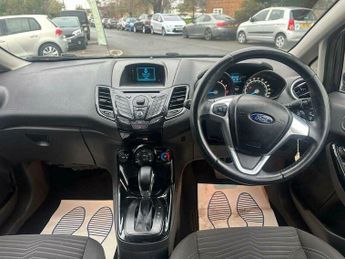 Ford Fiesta 1.6 Zetec Powershift Euro 5 5dr
