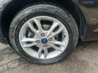 Ford Fiesta 1.6 Zetec Powershift Euro 5 5dr