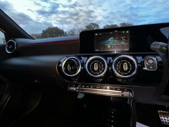 Mercedes-Benz A Class 1.3 A180 AMG Line 7G-DCT Euro 6 (s/s) 5dr