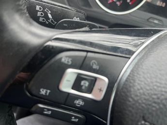 Volkswagen Tiguan SE NAVIGATION TDI DSG