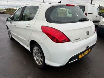 Peugeot 308 1.6 VTi Envy 5dr