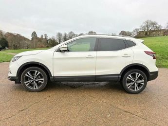 Nissan Qashqai 1.3 DIG-T N-Connecta SUV 5dr Petrol DCT Auto Euro 6 (s/s) (160 p