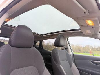 Nissan Qashqai 1.3 DIG-T N-Connecta SUV 5dr Petrol DCT Auto Euro 6 (s/s) (160 p