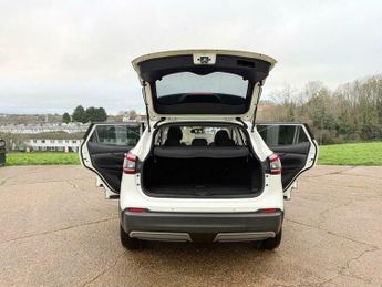 Nissan Qashqai 1.3 DIG-T N-Connecta SUV 5dr Petrol DCT Auto Euro 6 (s/s) (160 p