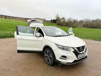 Nissan Qashqai 1.3 DIG-T N-Connecta SUV 5dr Petrol DCT Auto Euro 6 (s/s) (160 p