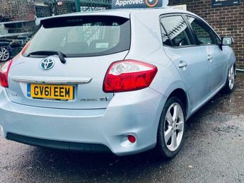 Toyota Auris 1.8 VVT-h T4 CVT Euro 5 (s/s) 5dr