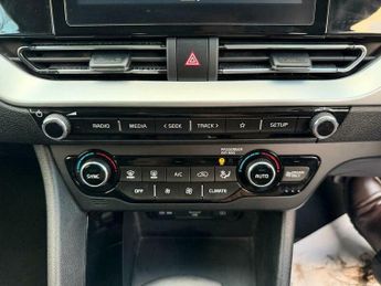 Kia Niro 1.6 GDi 2 DCT Euro 6 (s/s) 5dr