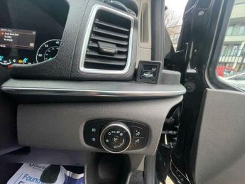 Ford Tourneo Custom 1.0 320 EcoBoost 13.6kWh Titanium Auto L1 Euro 6 5dr