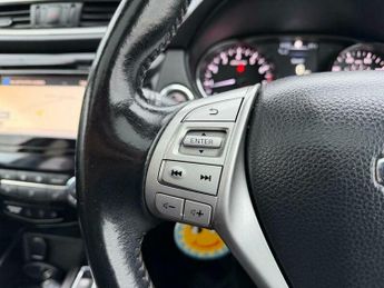 Nissan Qashqai 1.2 DIG-T Tekna XTRON 2WD Euro 6 (s/s) 5dr