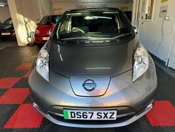 Nissan Leaf 24kWh Acenta Hatchback 5dr Electric Auto (109 bhp)
