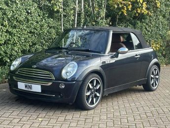 MINI Convertible COOPER SIDEWALK