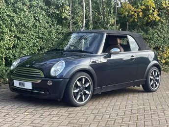 MINI Convertible COOPER SIDEWALK