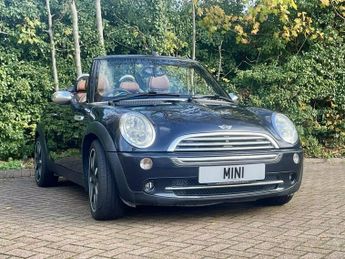 MINI Convertible COOPER SIDEWALK