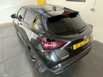 Nissan Juke 1.0 DIG-T Tekna DCT Auto Euro 6 (s/s) 5dr