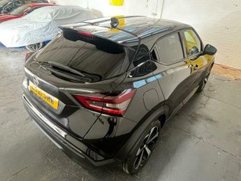 Nissan Juke 1.0 DIG-T Tekna DCT Auto Euro 6 (s/s) 5dr