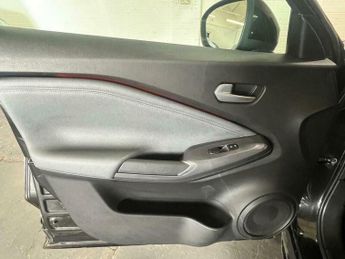 Nissan Juke 1.0 DIG-T Tekna DCT Auto Euro 6 (s/s) 5dr