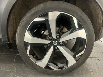 Nissan Juke 1.0 DIG-T Tekna DCT Auto Euro 6 (s/s) 5dr