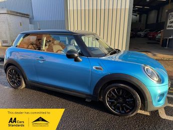 MINI Cooper 1.5i 12V 136BHP Cooper Classic II Euro 6 **Added Optional Extras