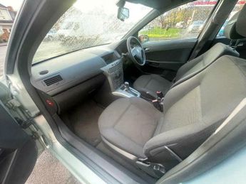 Vauxhall Astra 1.8i 16v Life 5dr
