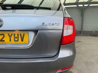Skoda Superb 2.0 TDI Elegance DSG Euro 5 5dr