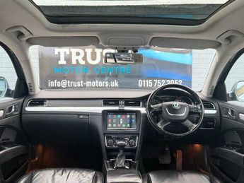 Skoda Superb 2.0 TDI Elegance DSG Euro 5 5dr