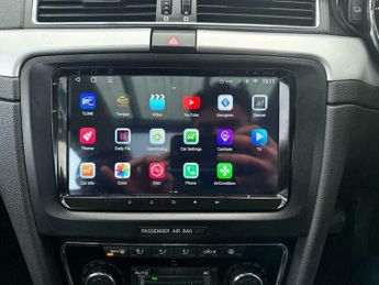 Skoda Superb 2.0 TDI Elegance DSG Euro 5 5dr