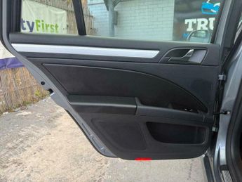 Skoda Superb 2.0 TDI Elegance DSG Euro 5 5dr