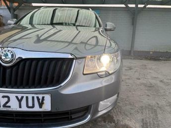 Skoda Superb 2.0 TDI Elegance DSG Euro 5 5dr