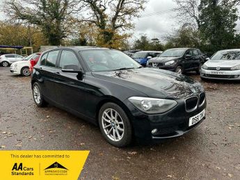 BMW 118 118d SE