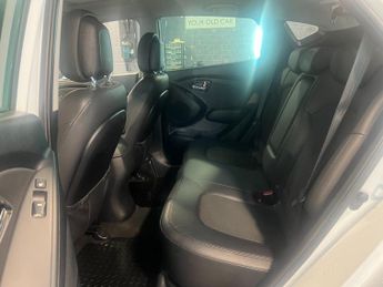 Hyundai IX35 2.0 CRDi Premium SUV 5dr Diesel Manual Euro 5 (134 bhp)