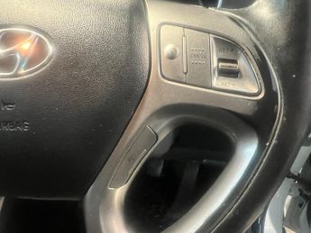 Hyundai IX35 2.0 CRDi Premium SUV 5dr Diesel Manual Euro 5 (134 bhp)