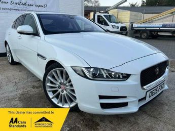 Jaguar XE 2.0d Portfolio Saloon 4dr Diesel Auto Euro 6 (s/s) (180 ps)