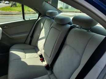Mercedes-Benz C Class 1.8 C180 Kompressor Classic SE 4dr