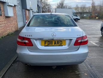 Mercedes E Class E250 CDI BLUEEFFICIENCY AVANTGARDE